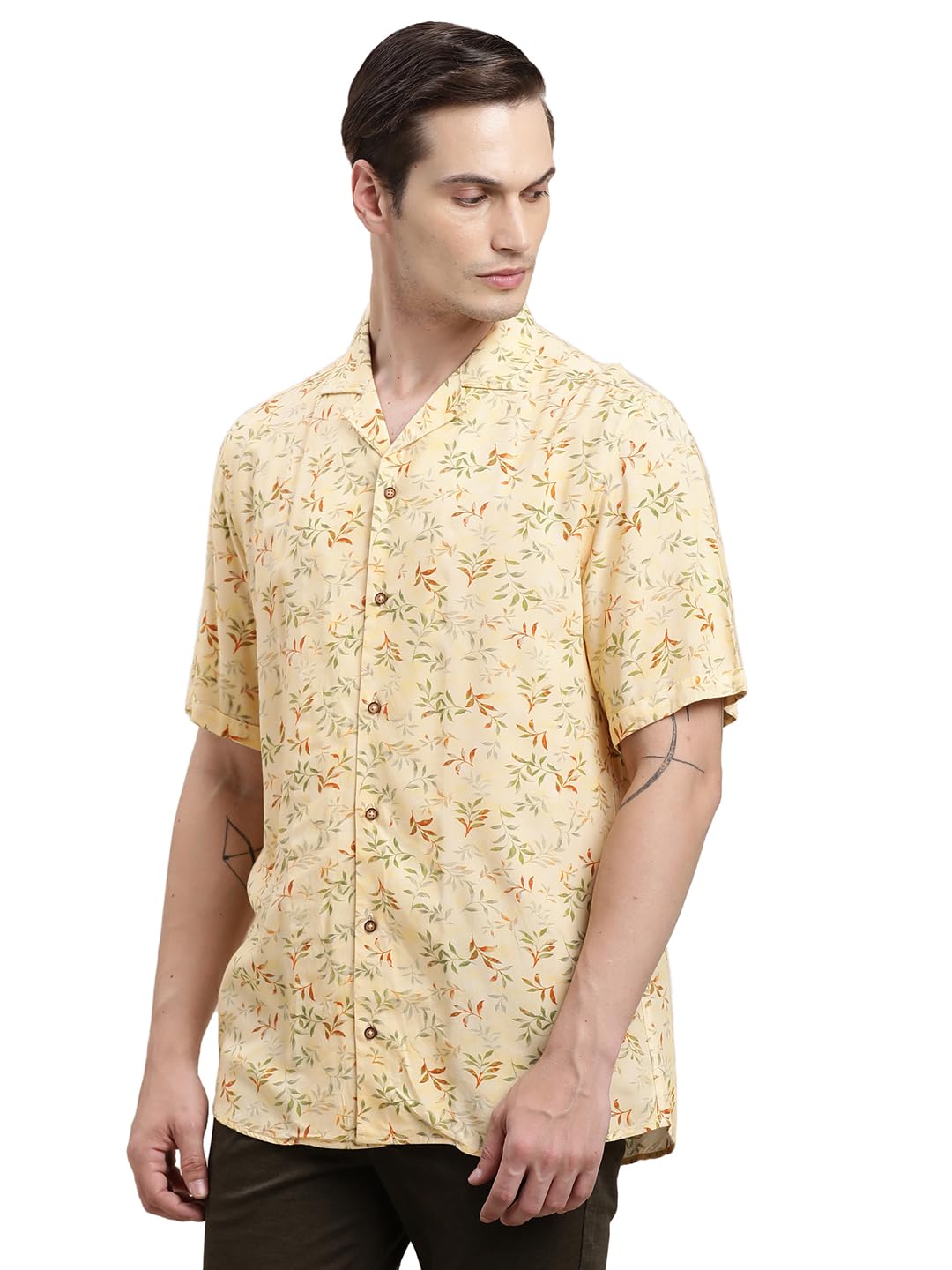 Turtle Men Yellow Printed Half Sleeve Slim Fit Cotton Blend Casual Shirt