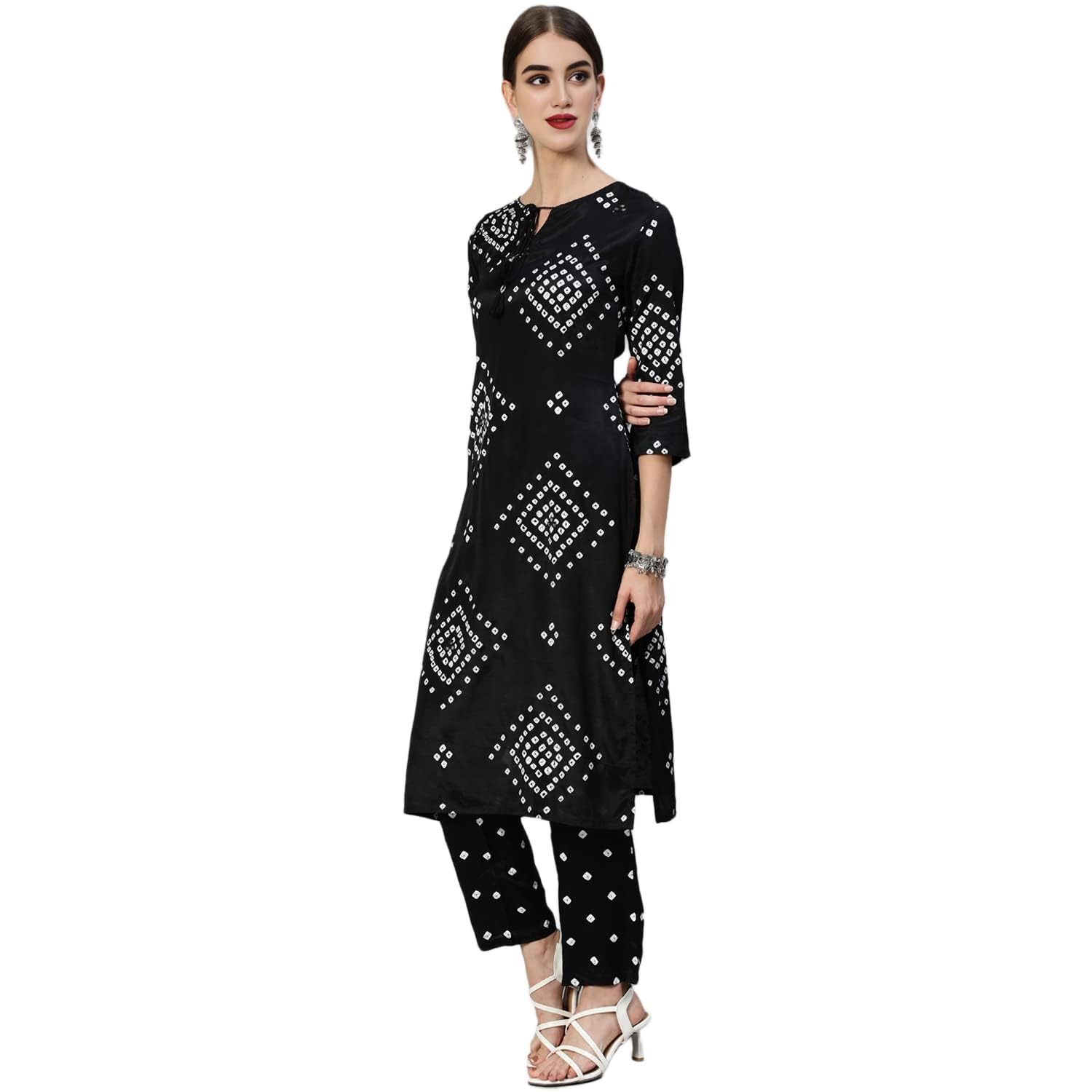Lookmark Women Women'S Trendy Printed Cotton Blend Straight Black Color Kurta And Pant Set (Ks2074-S)