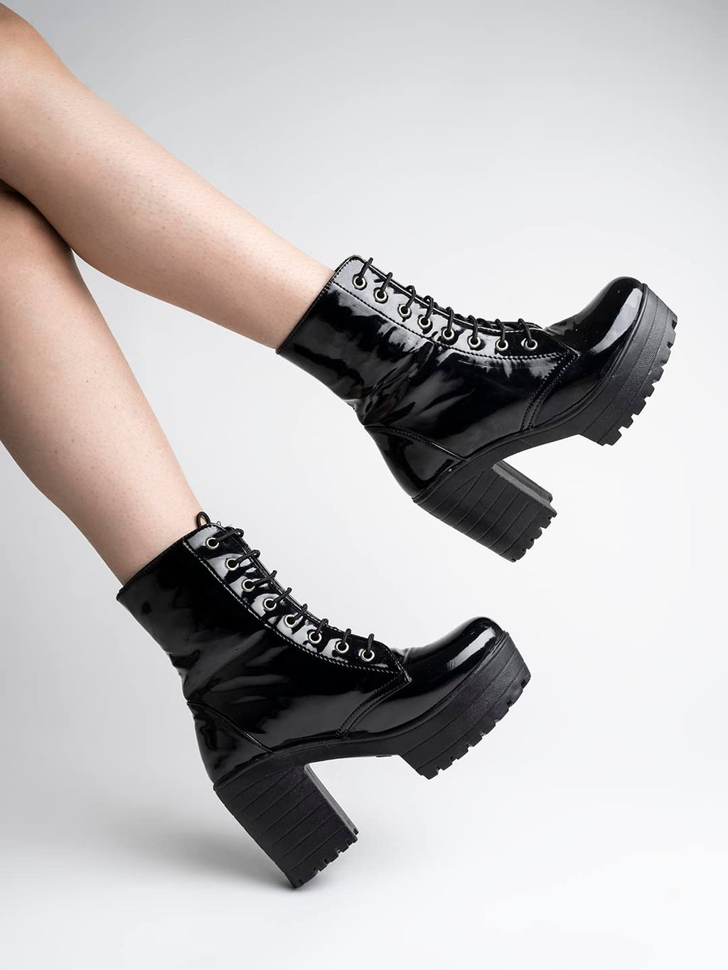 Shoetopia Block Heeled Boots