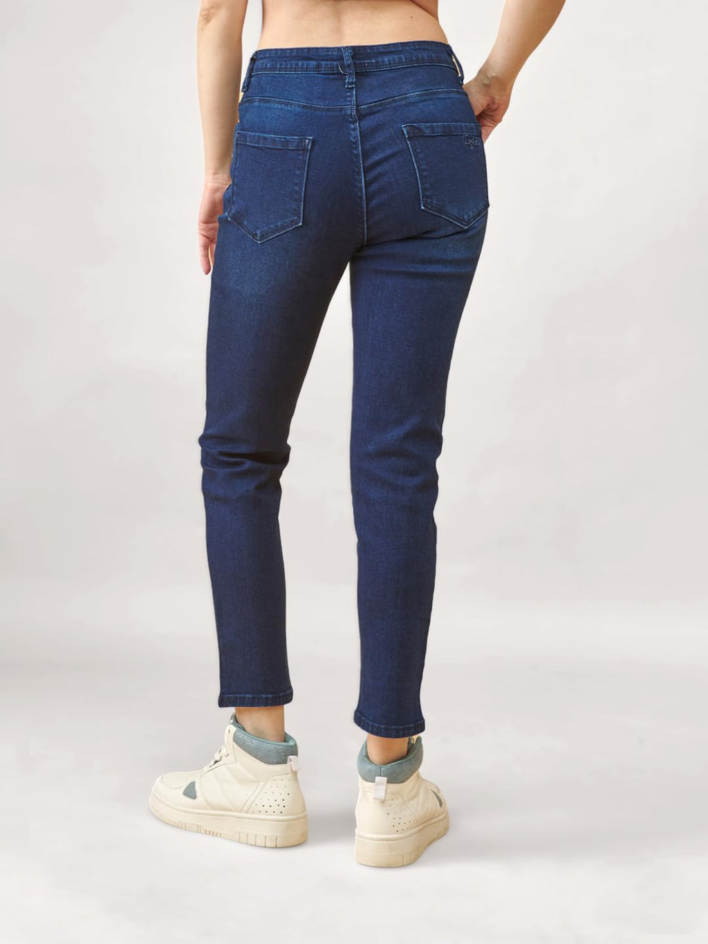 Lyra WomenS Mid-Rise Slimfit Ankle Length Jeans|Stretchable Fabric For Comfort|Trendy & Stylish Denim|Size - 34