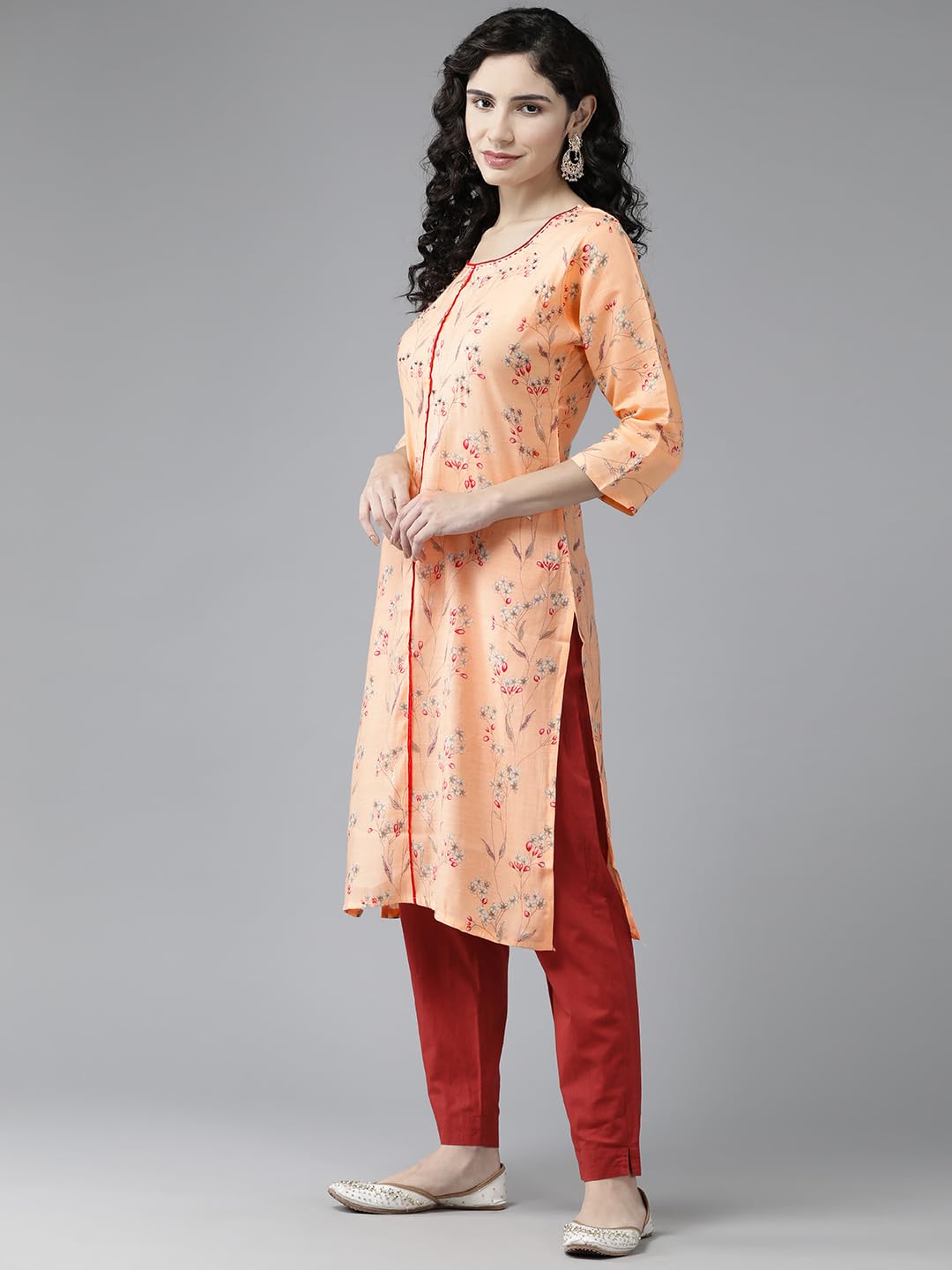 Aarika Womens Peach Colour Cotton Blend Floral Print Kurti