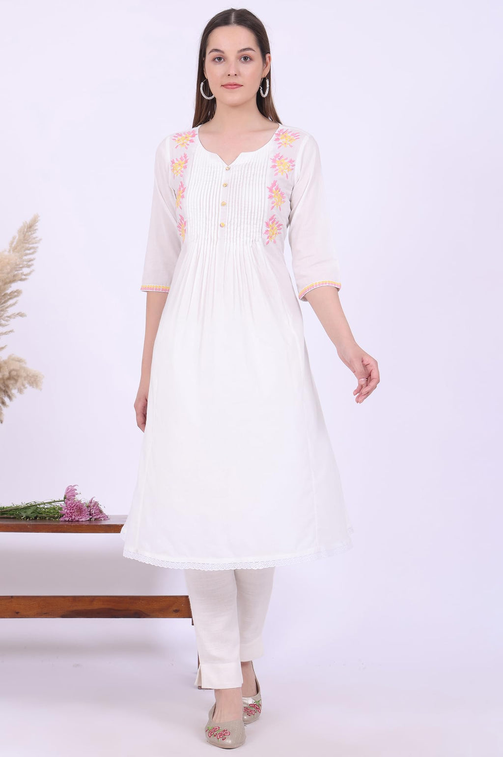Aurelia Women'S White Embroidered Pure Cotton A-Line Kurta