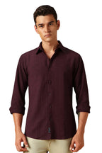 Dennis Lingo Men Textured Cotton Poly Regular Fit Full Sleeves Shirts Maroon
