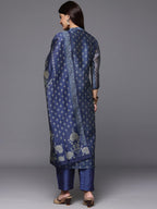 Varanga Women Blue Floral Printed Mandarin Collar Straight Kurta With Three-Quarter Sleeves, Paired With Solid Bottom And Printe