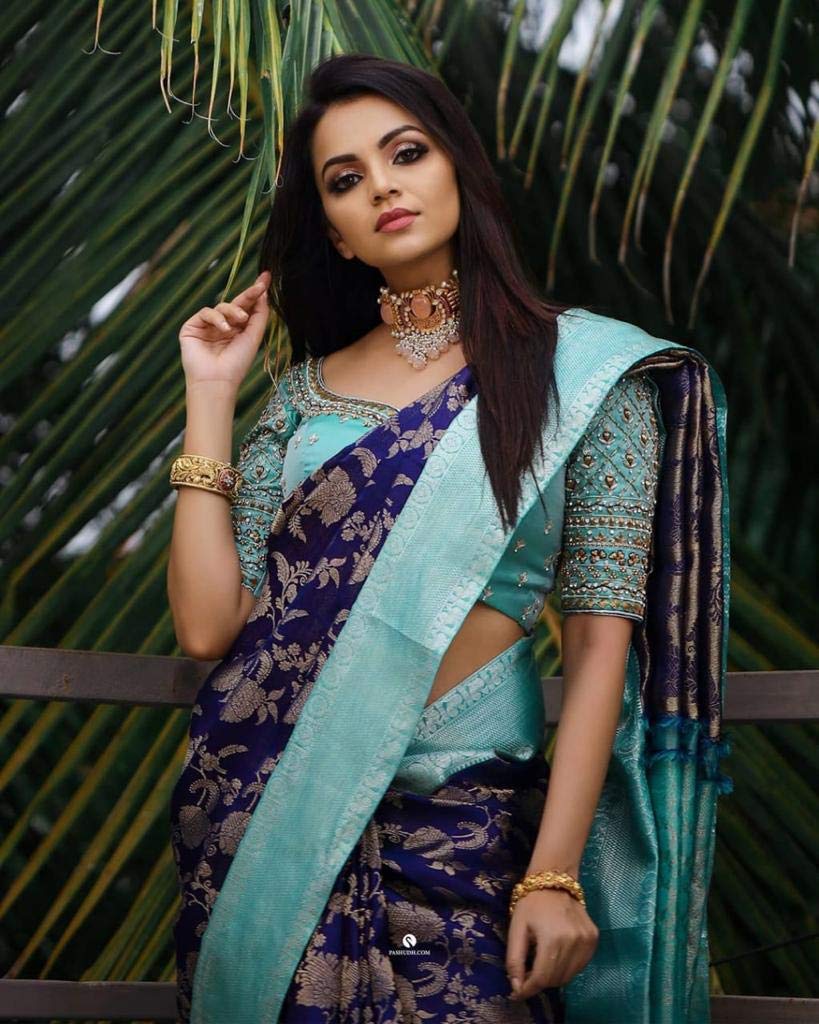Flosive Womens Present Banarasi Soft Lichi Silk Saree Beautiful Jacquard Rich Pallu Ayn Design Work Zari Woven Kanjivaram Silk