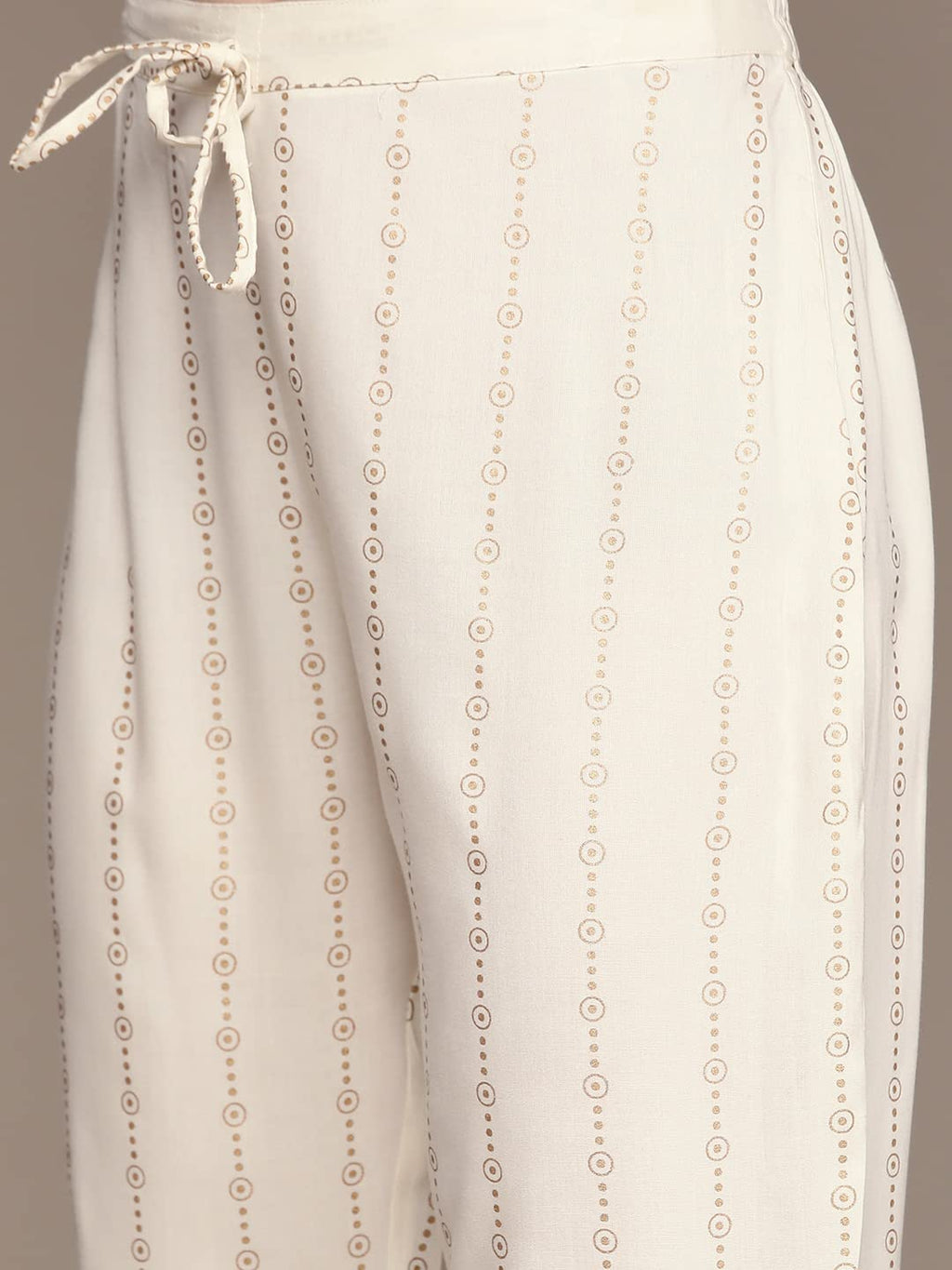 Anubhutee Women'S Viscose Rayon Ethnic Motifs Off White Embroidered A-Line Kurta Suit Set