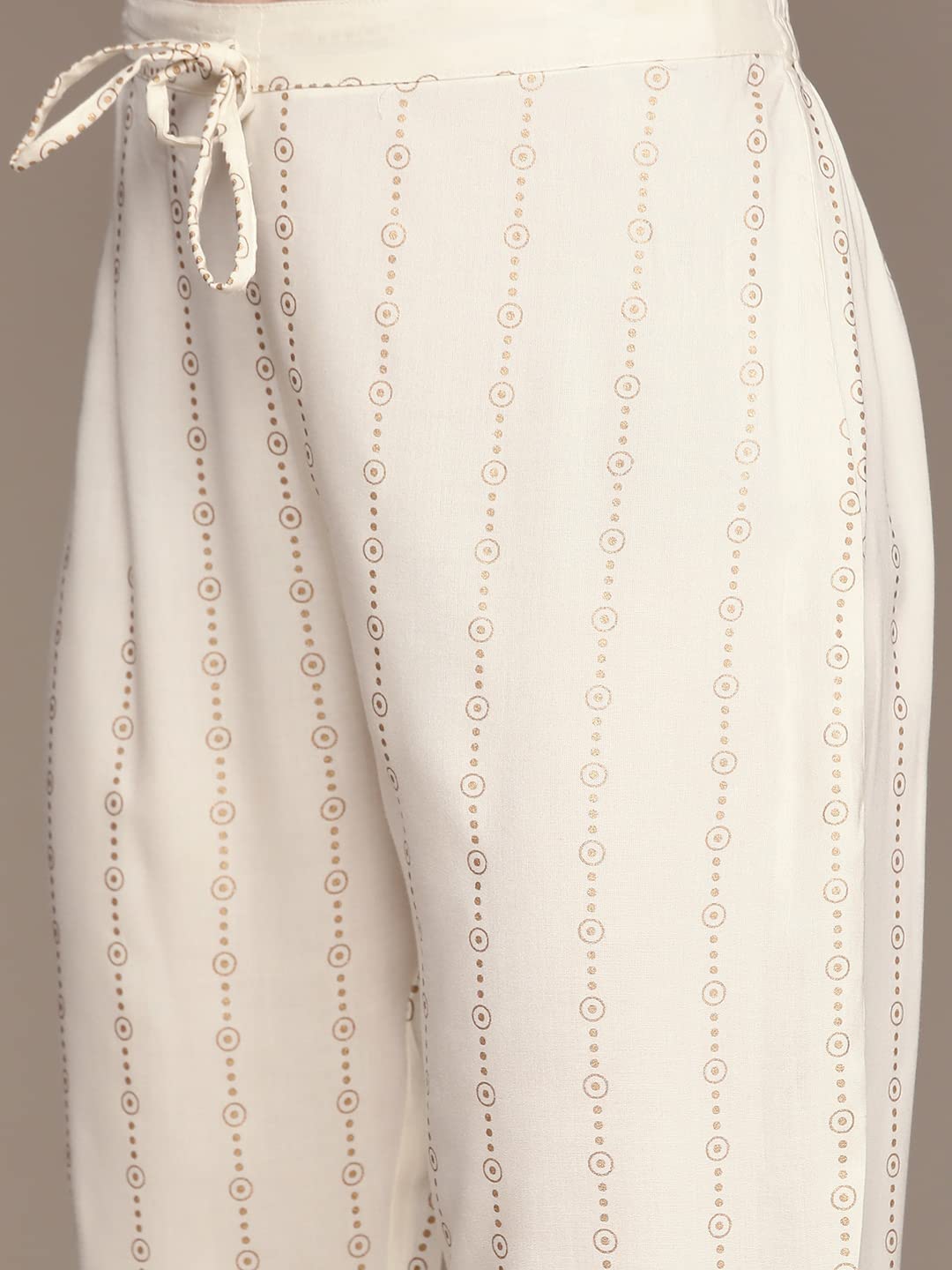 Anubhutee Women'S Viscose Rayon Ethnic Motifs Off White Embroidered A-Line Kurta Suit Set