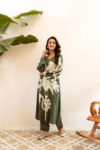 ANNI DESIGNER Womens Rayon Viscose Straight Printed Kurta with Palazzo (Cukari Green-VKS03_S_Green_Small)