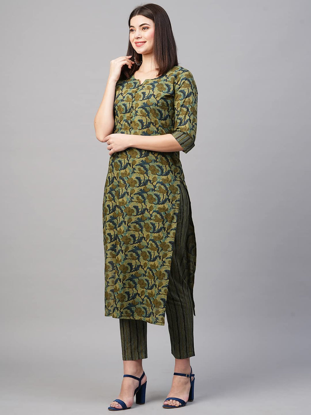 ANNI DESIGNER Womens Cotton Blend Printed Straight Kurta with Pant (Mangla Green_S_Green_Small)