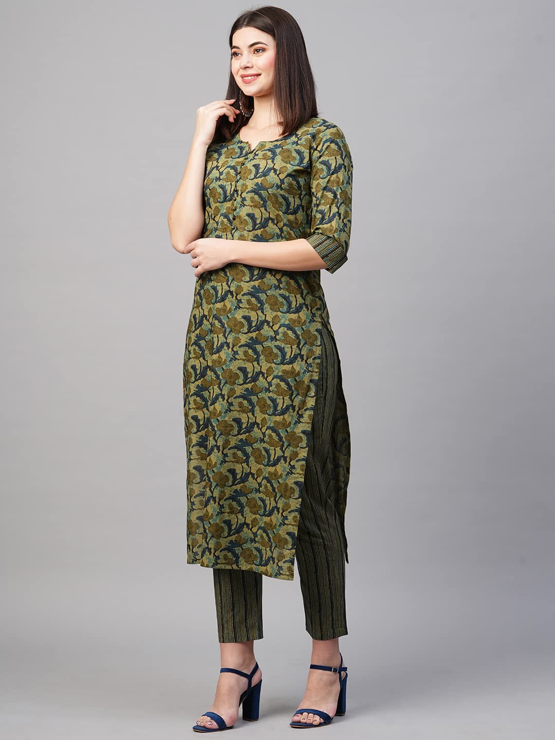 ANNI DESIGNER Womens Cotton Blend Printed Straight Kurta with Pant (Mangla Green_S_Green_Small)
