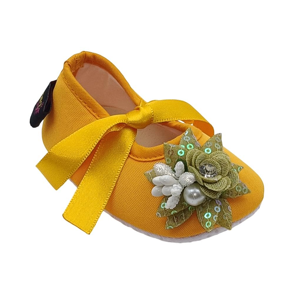 Rsmart, Baby Girls & Boy Soft Sole Shoes  Yellow Floral Design 0-3