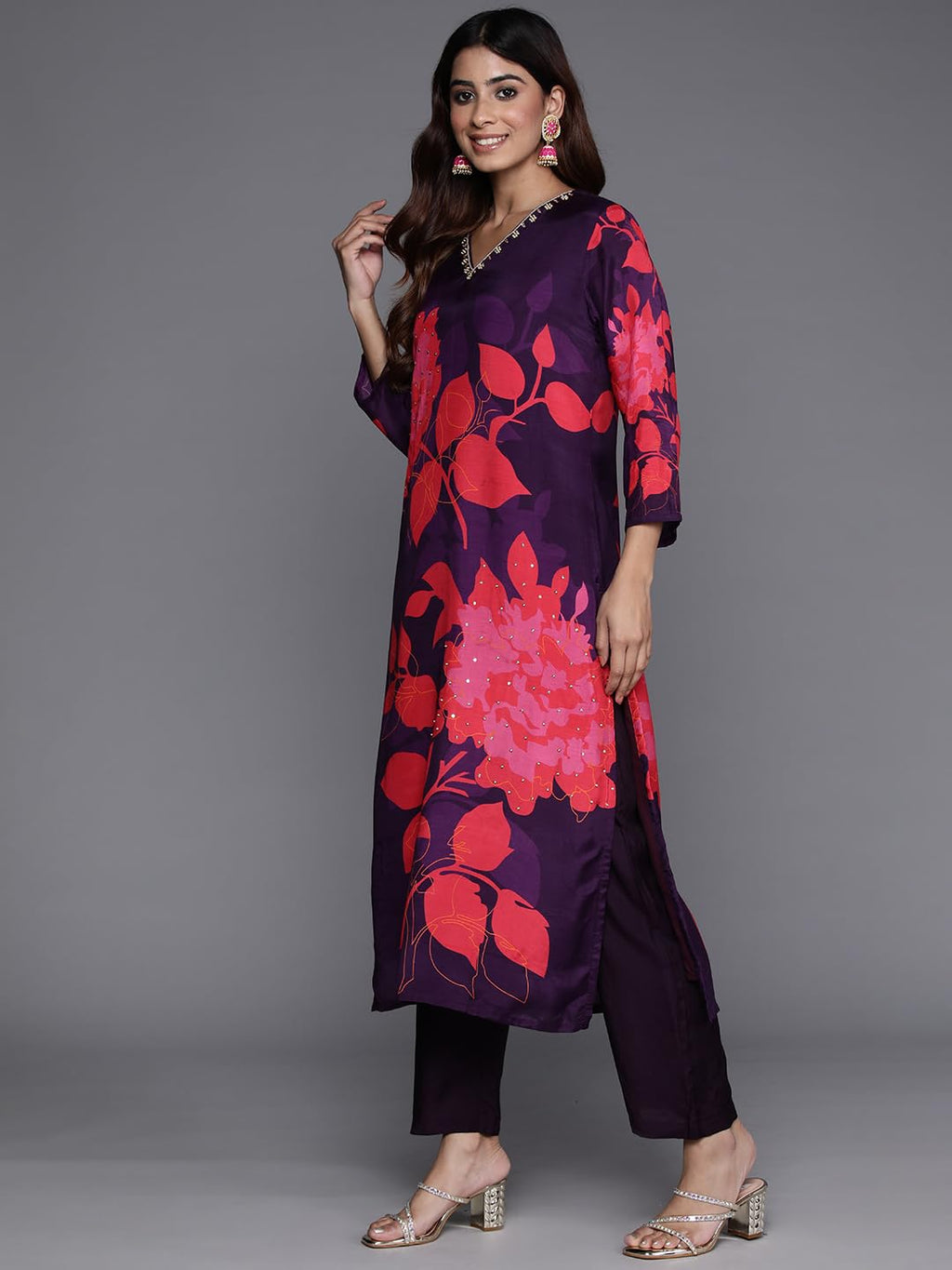 Varanga Women Floral Printed V-Neck Beads & Stone Embroidered Kurta Set