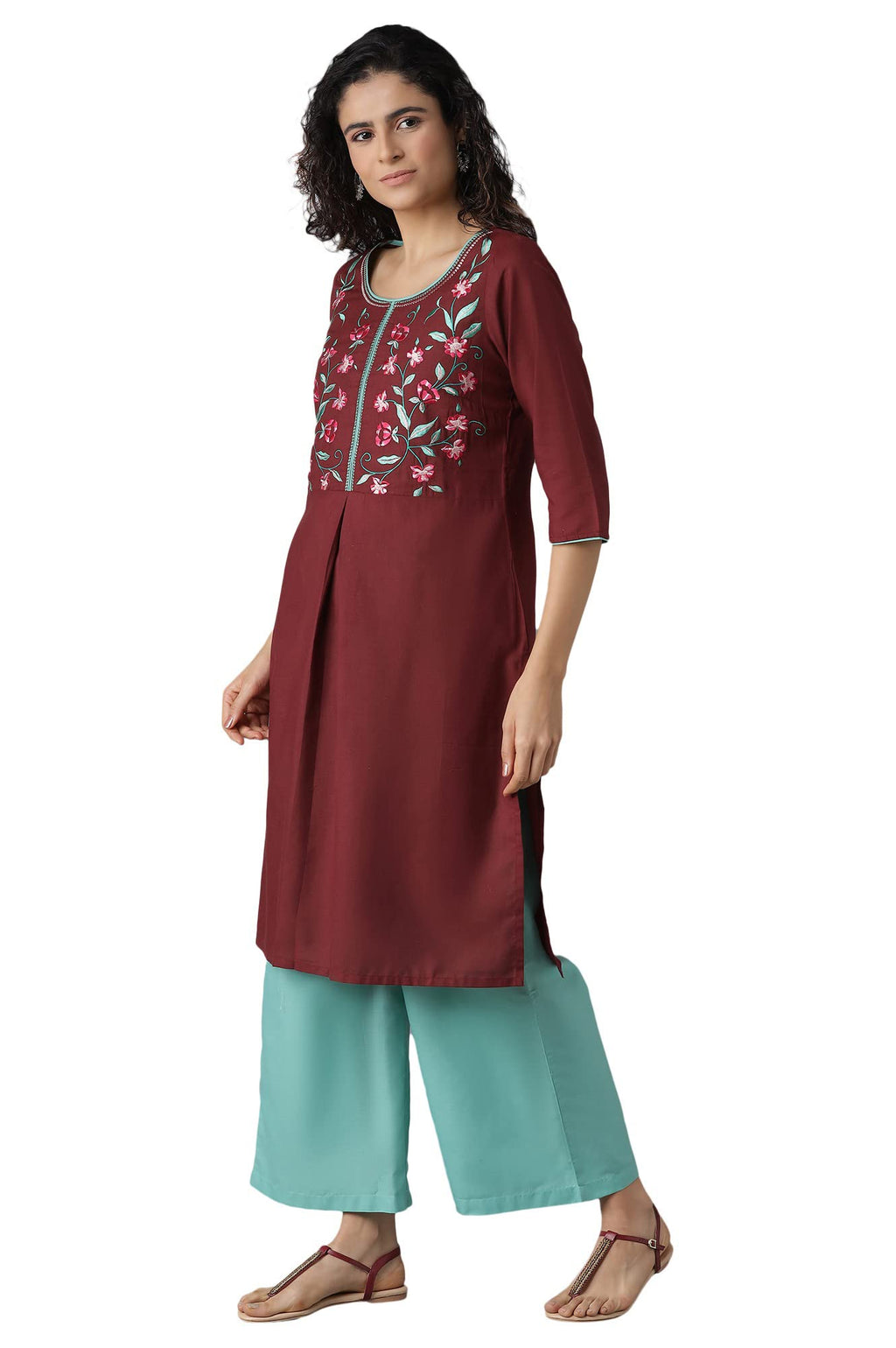 Aurelia Womens Cotton Blend Regular Kurta & Palazzo