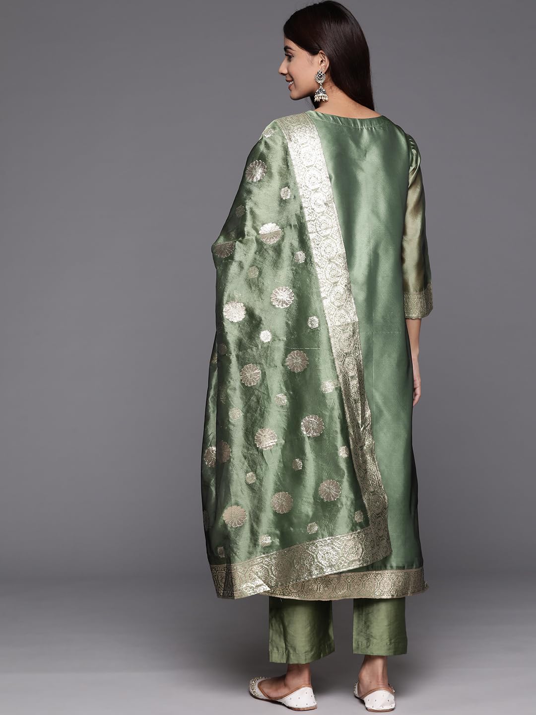 Varanga Women Green Geometric Woven Texture Straight Kurta Paired With Tonal Bottom And Dupatta