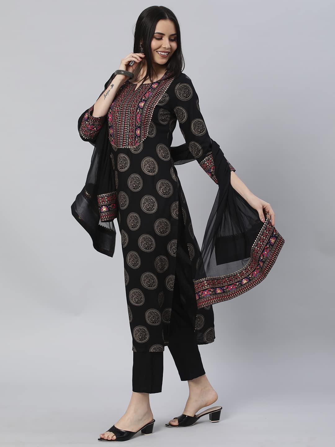 ANNI DESIGNER Womens Cotton Blend Printed Straight Kurta with Pant & Dupatta (NOV-Black-Nw_XXL_Black_XX-Large)