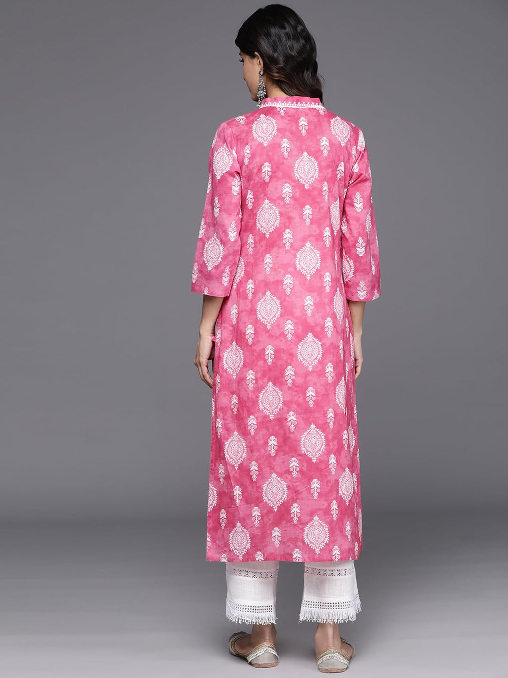 Varanga Women Pink V-Neck Collared Kurta With 3/4Th Sleeves, White Prints & Lace Detailing Around Neck