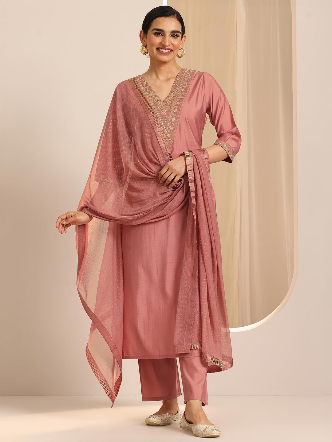 Libas WomenS Silk Blend Kurta Sets (Gs1116H