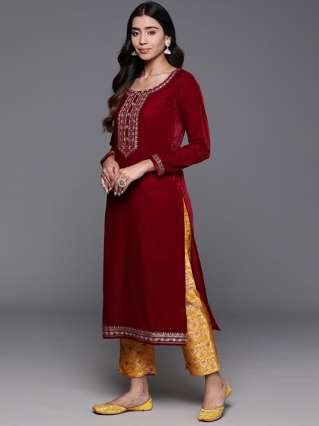 Libas Womens Yoke Design Velvet Straight Kurta With Trousers And Dupatta