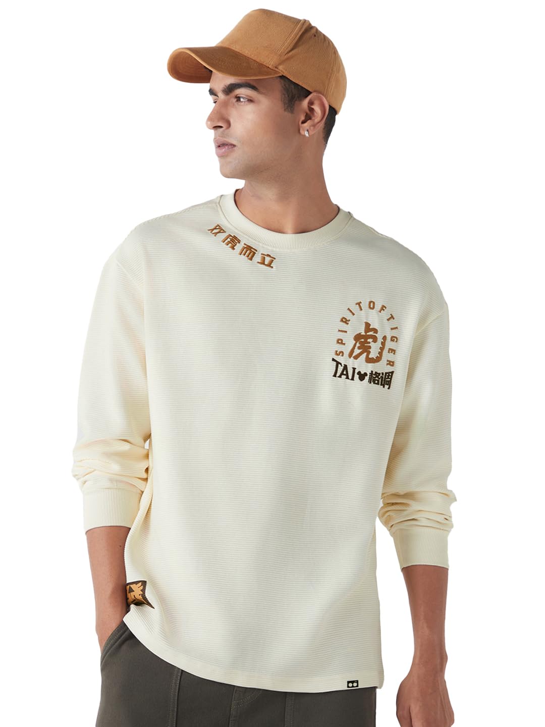 Bewakoof Heavy Duty 1.0 Official Disney Merchandise Mens Textured Oversized Fit Full Sleeve Round Neck Blended T-Shirt_648675_B