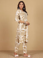 Varanga Women Round Neck Bold Print Co Ord Set