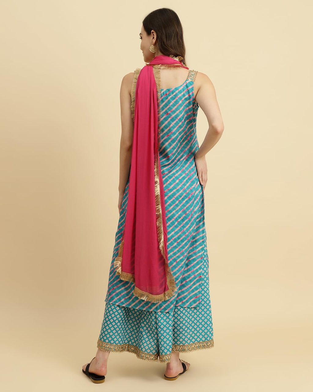 Varanga Women Off White Floral Printed Strap Style Kurta Paired With Straight Trouser And Dupatta