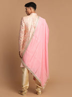 VASTRAMAY Mens Pink And Gold Silk Blend Sherwani Set - A Set Of Brocade Sherwani And Pyjama With Dupatta