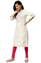 Aurelia Women Off White Viscose Zari Solid Yarn Dyed Straight Kurta