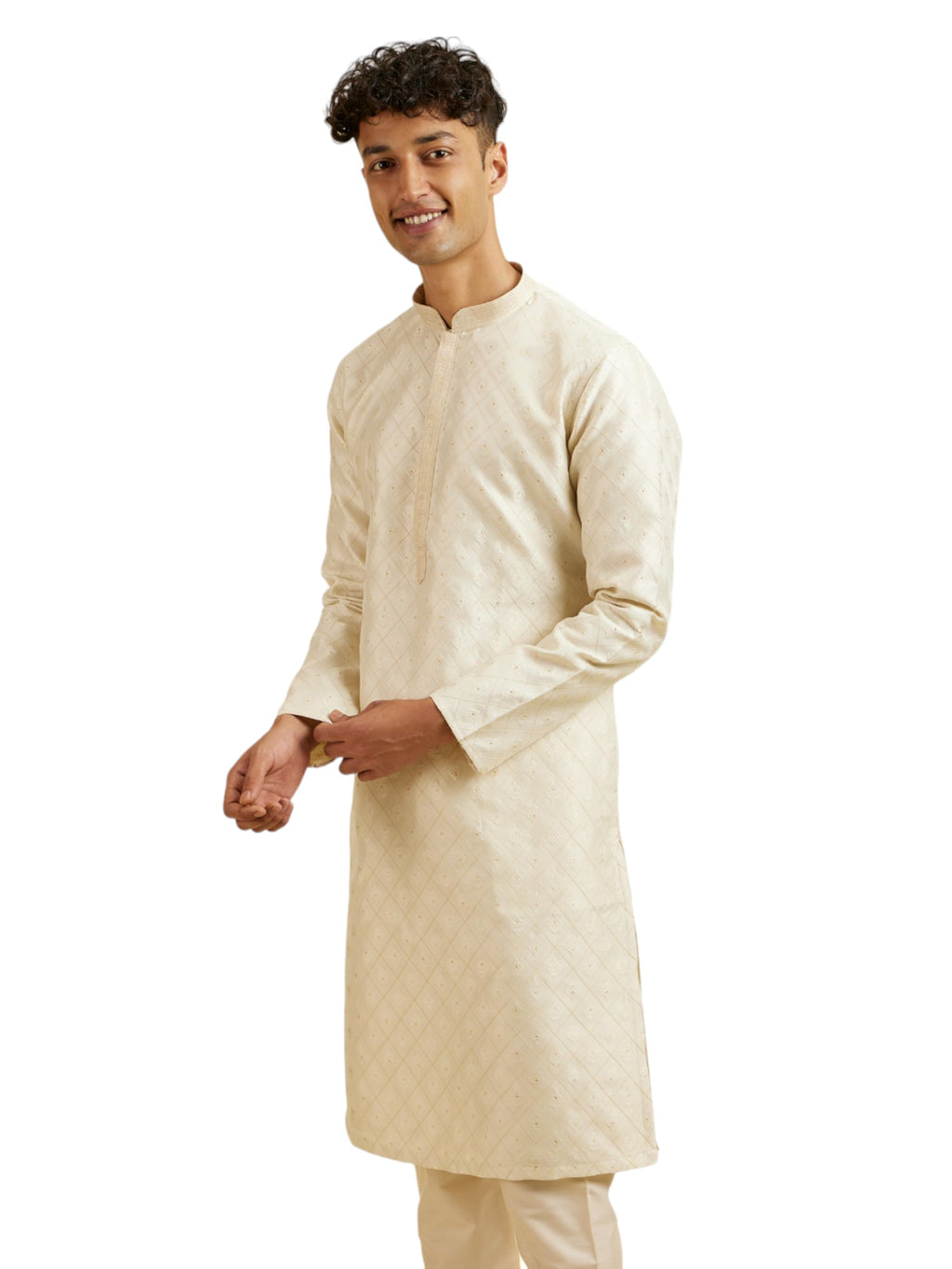 Manyavar MenS Art Silk Jacquard Embroidered Kurta Pyjama Set (Cream,M)
