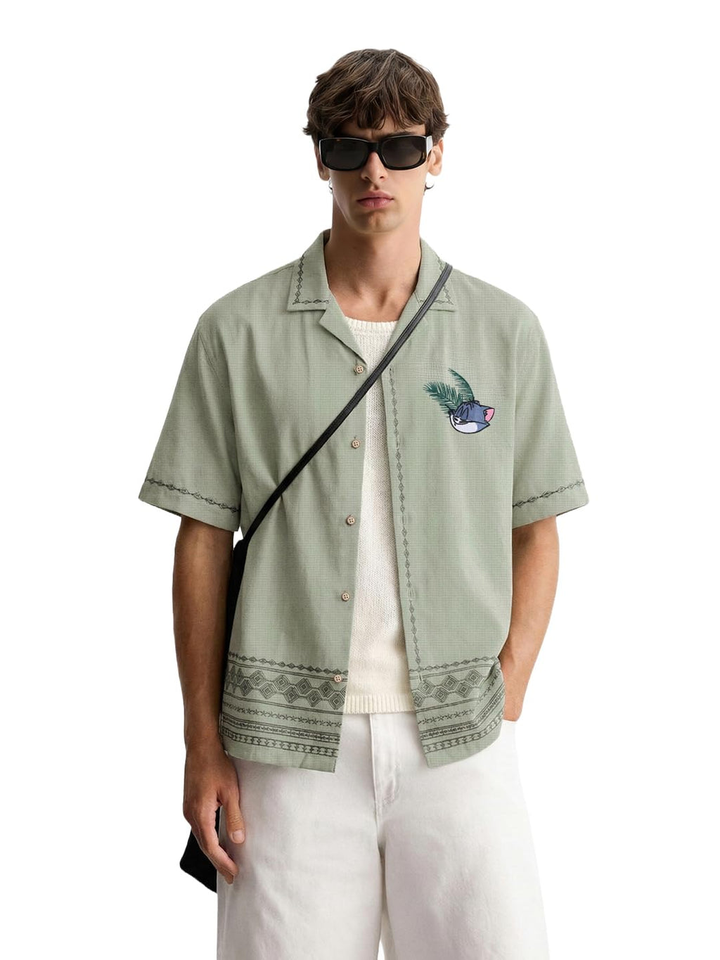 The Indian Garage Co Mens Relaxed Fit Embroidered Cuban Collar Half Sleeves Resort Sweater