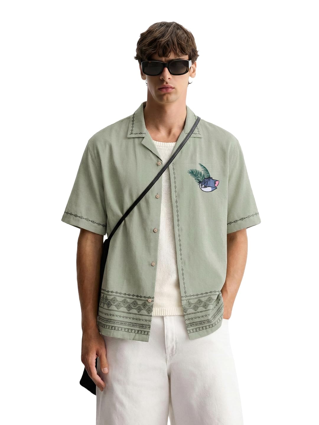 The Indian Garage Co Mens Relaxed Fit Embroidered Cuban Collar Half Sleeves Resort Sweater