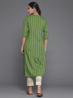 Libas WomenS Rayon Blend Woven Design Straight Kurta (29048_Green