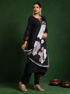 Varanga Women Thread Embroidere Yoke With Lace Detailing Kurta And Trouser With Dupata
