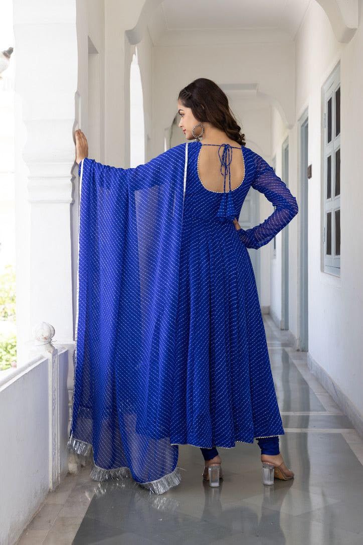 Modestouze Attires WomenS Georgette Anarkali Kurti Pants Dupatta Sets With Floral Printed Calf Length Round Neck And Long Sleev