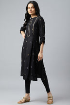 W For Woman Black Geometric Printed Regular Kurta With Metallic Embroidery