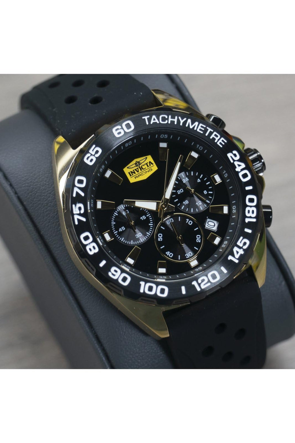 Invicta Men's Analog Quartz Watch with Silicone Strap 47769, Gold, Strap