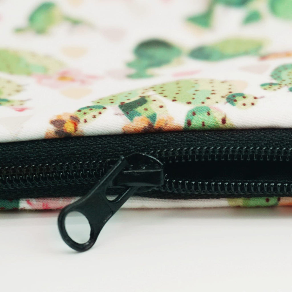 Cosmetic Bags for Women Small Cute Lovely Succulent Cactus Makeup Bag for Purse Travel Toiletry Bag Accessories Organizer Zipper