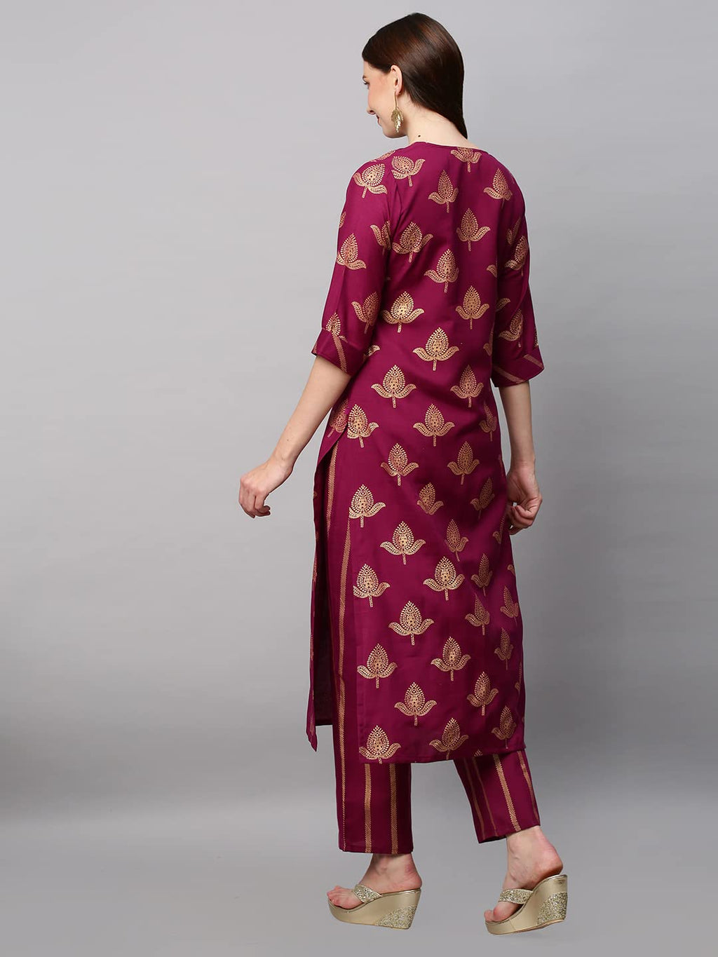 ANNI DESIGNER Womens Cotton Blend Printed Straight Kurta with Pant (Garbha Wine_M_Wine_Medium)