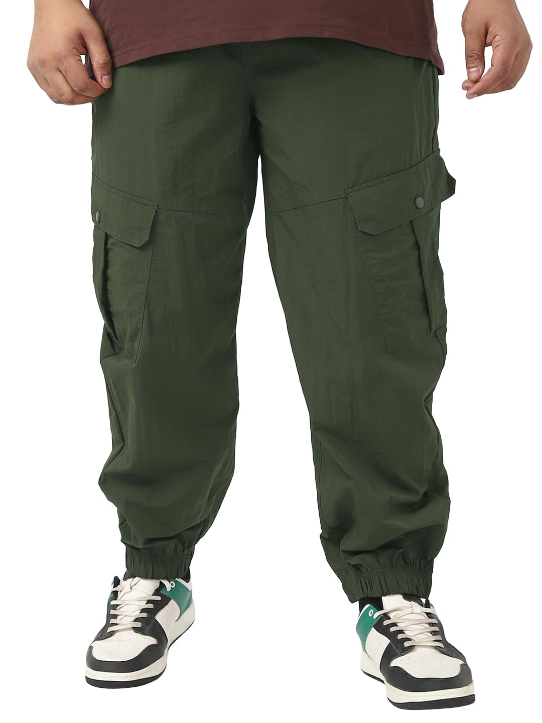 Bewakoof Mens Mid Rise Solid Super Loose Fit Nylon Plus Size Cargo Jogger Pants_648641_Green_6XL