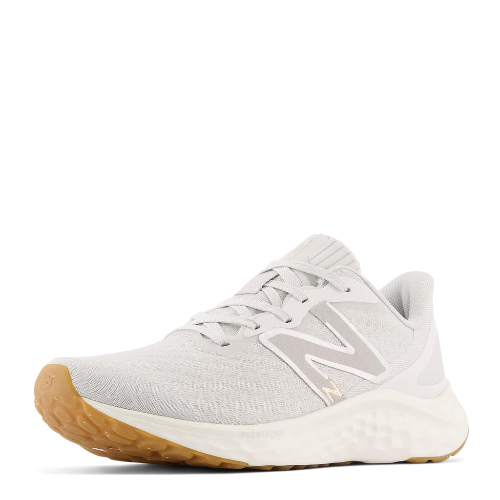 New Balance Women's Fresh Foam Arishi V4 Running Shoe, Summer Fog/Nimbus Cloud/Light Gold Metallic, 8