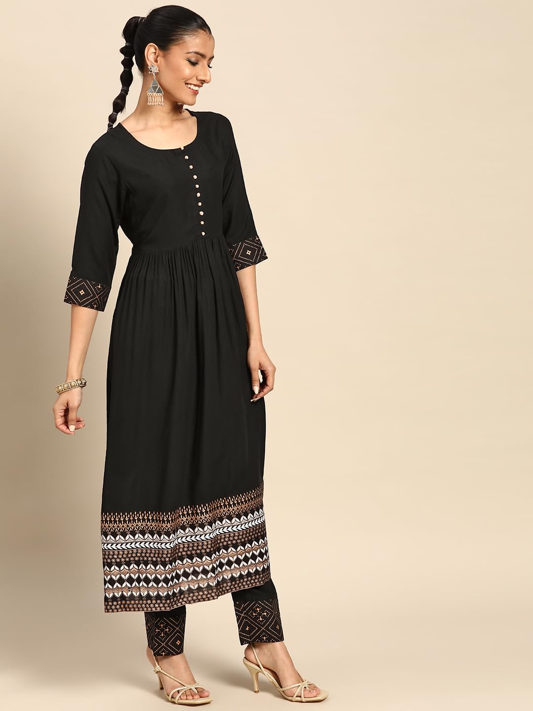 Libas WomenS Viscose Rayon Anarkali Salwar Suit Set (Gs747_Black_M)