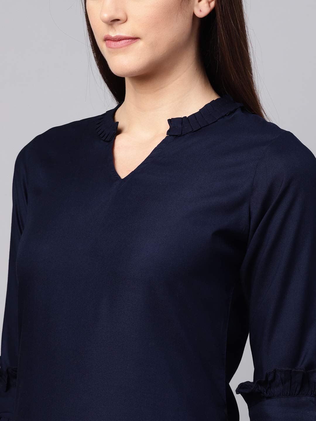 Idalia Women'S Cotton Blend Solid Regular Kurti