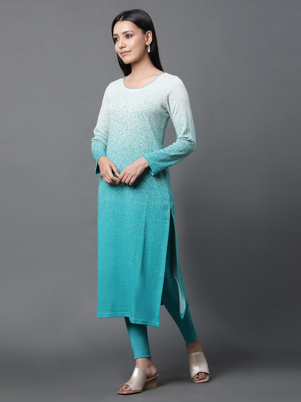 Aurelia Green Ombre Winter Kurta And Tights Set