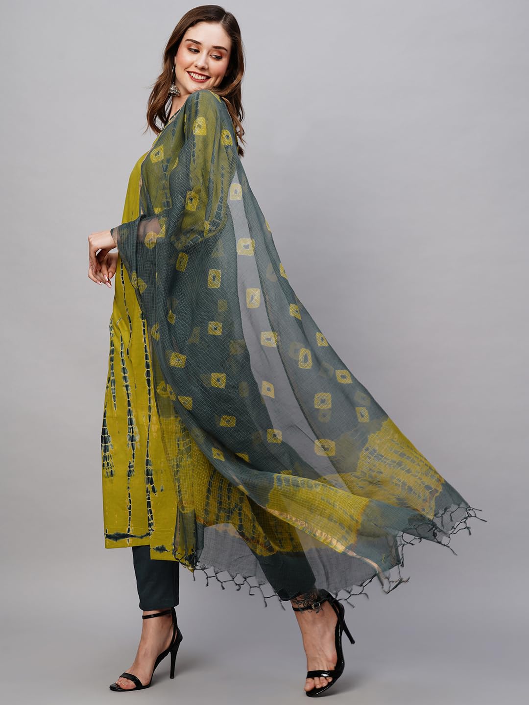 ANNI DESIGNER Womens Cotton Blend Staright Printed Kurta with Pant & Dupatta (Bhumi Green_S_Green_Small)