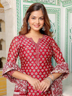 Pinkmint Women Cotton Blend Straight Printed Kurta with Pant