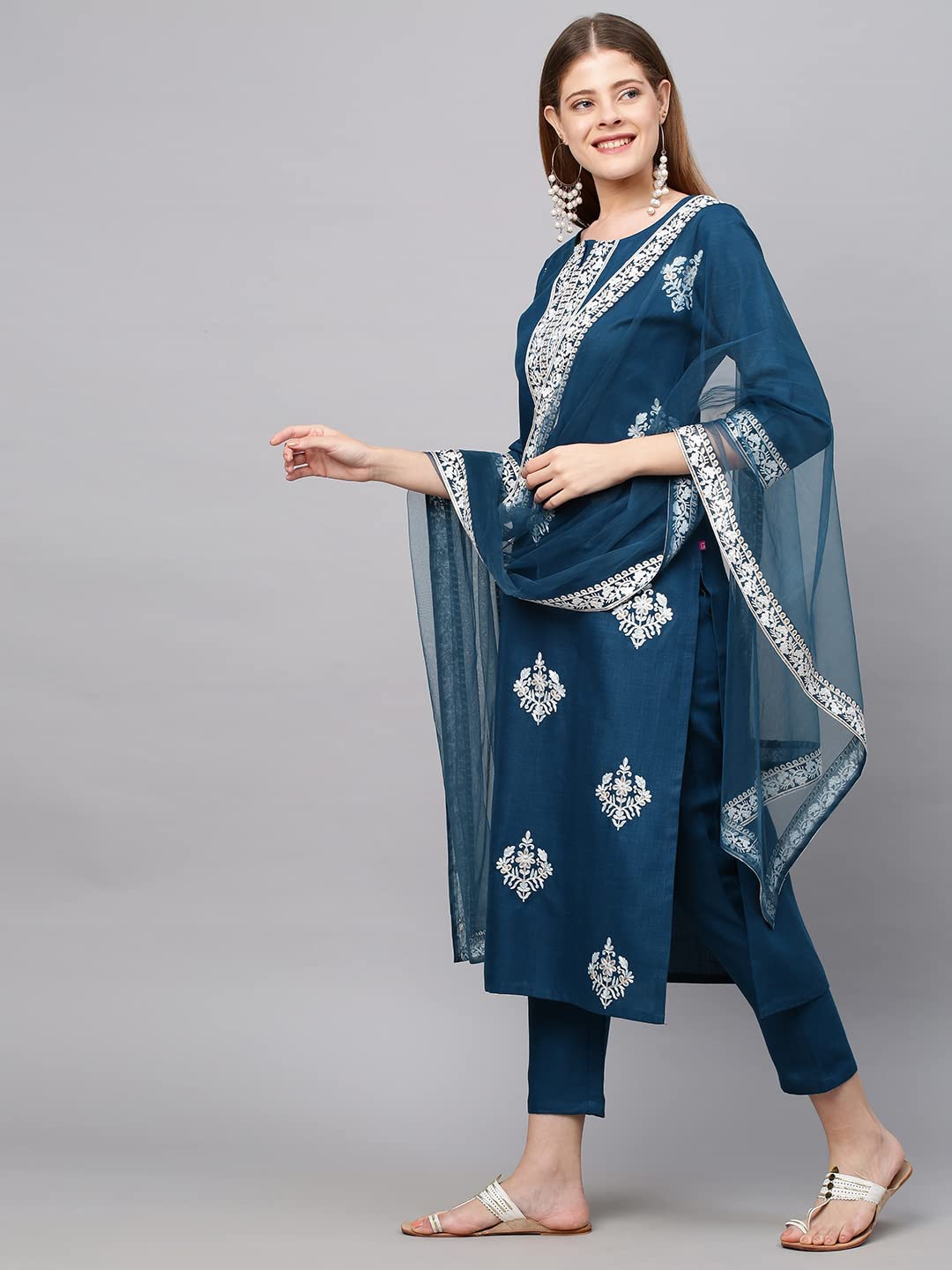 Anni Designer Women'S Cotton Blend Straight Embroidered Kurta Set With Dupatta (Weekend-New)