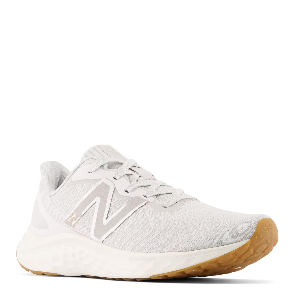 New Balance Women's Fresh Foam Arishi V4 Running Shoe, Summer Fog/Nimbus Cloud/Light Gold Metallic, 8