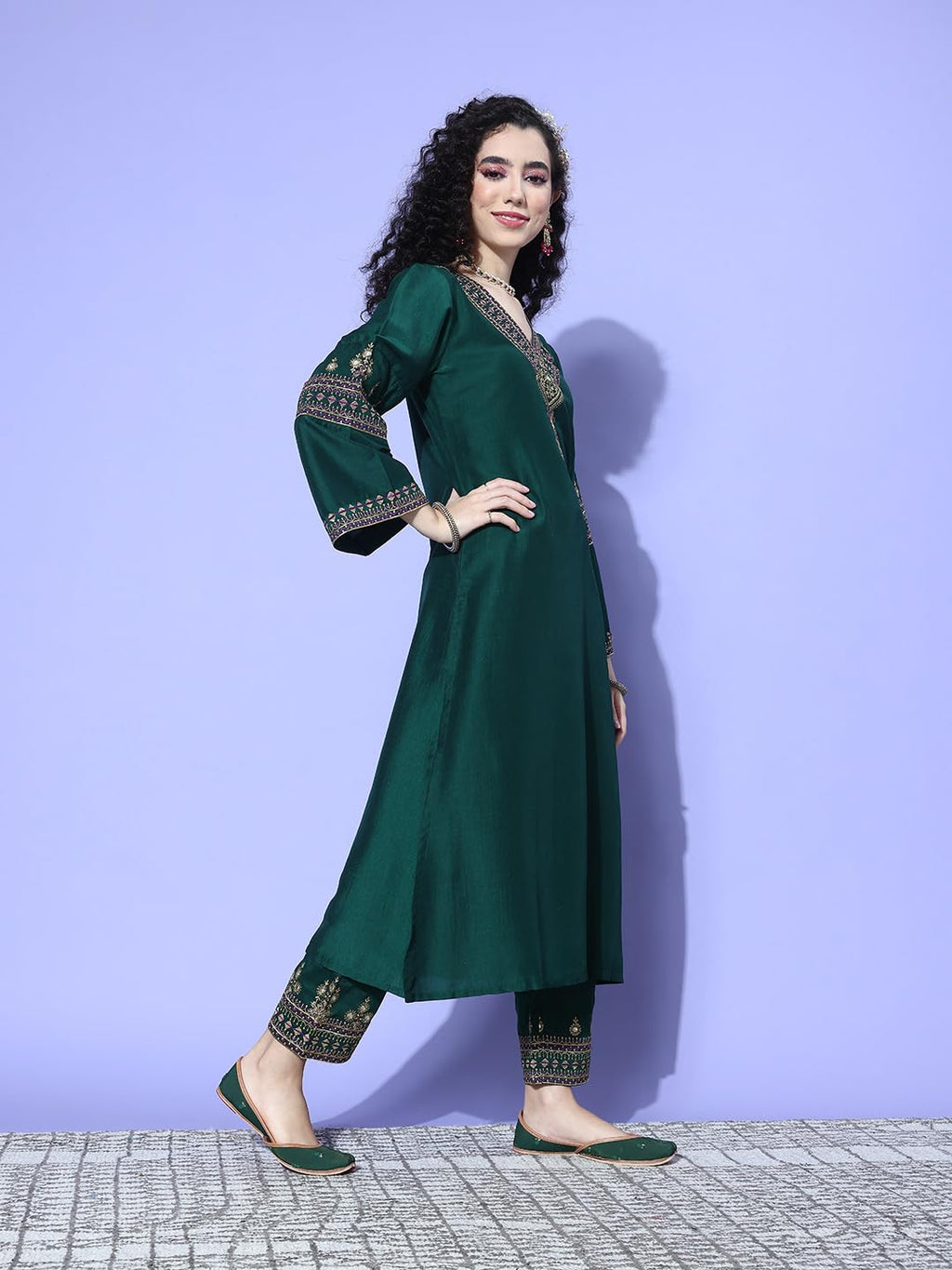 Varanga Women Blue Floral Printed Mandarin Collar Straight Kurta With Three-Quarter Sleeves, Paired With Solid Bottom And Printe