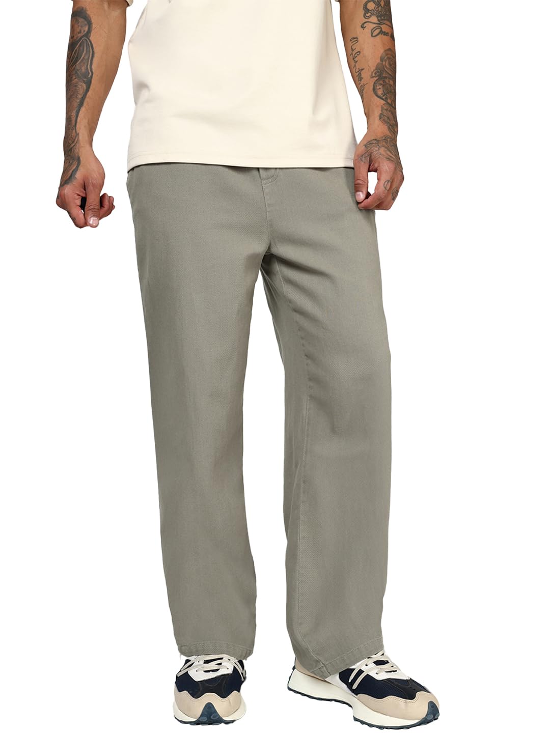 Bewakoof Mens Solid Regular Fit Pure Cotton Casual Pants_685433_Green_30