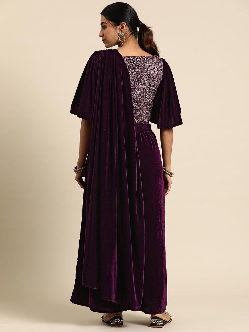 Libas WomenS Velvet Saree (34768_Wine)