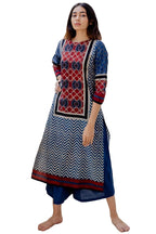 ANNI DESIGNER Women Vicose Rayon Regular Fit Printed Straight Kurta 